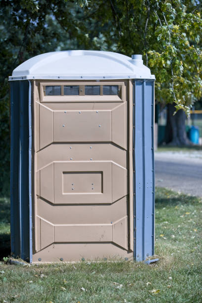 Best Porta potty rental near me  in Toledo, OH